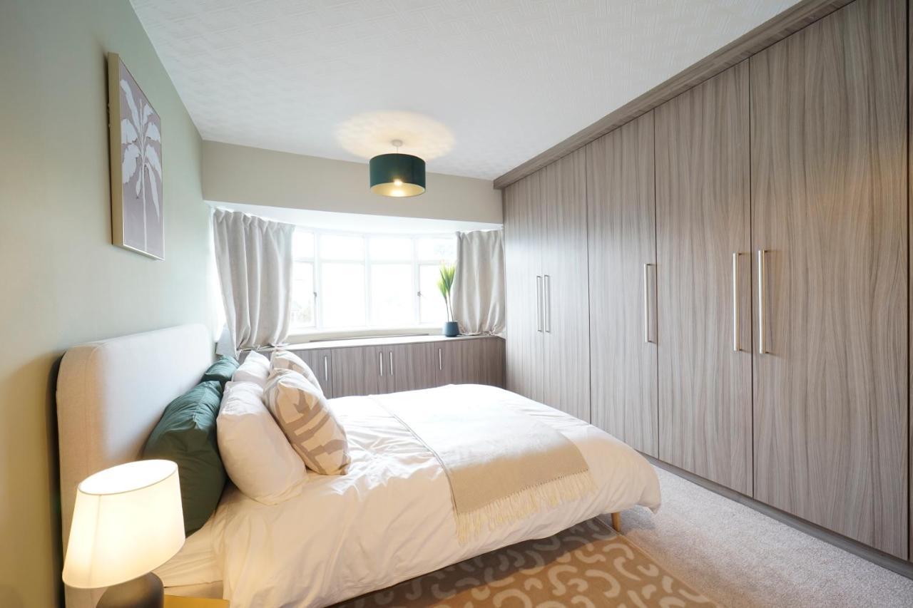 Vakantiehuis Stunning Luxury 3 Bed House With Garden In North